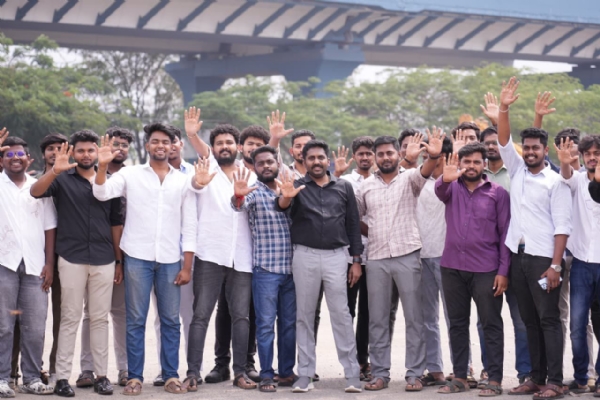 Coimbatore College Gate Student Meeting Was held under the leadership of DMK Student Wing Secretary, Advocate Rajiv Gandhi.