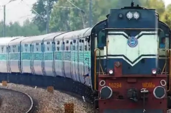 திருச்சி - தாம்பரம் சிறப்பு ரெயிலுக்கு இன்று முதல் கூடுதல் நிறுத்தம் - ரயில்வே நிர்வாகம் அறிவிப்பு