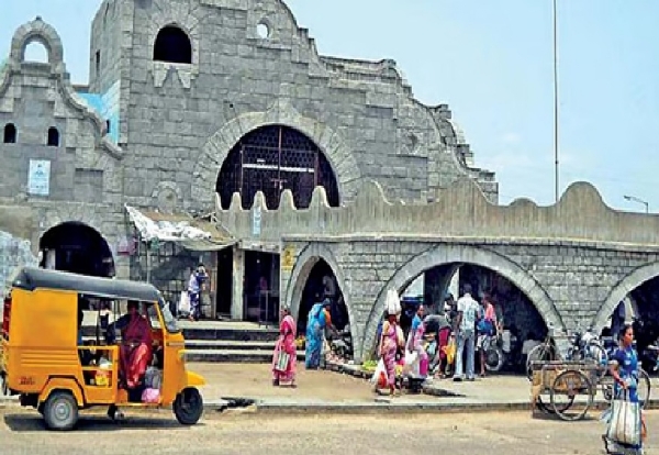 சென்னை கோயம்பேடு காய்கறி மார்க்கெட்டுக்கு 21-ம் தேதி விடுமுறை - வியாபாரிகள் சங்கம் அறிவிப்பு