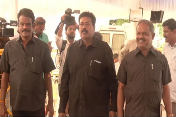 இன்று 3ஆம் நாள் சட்டப்பேரவை கூட்டத்தொடருக்கு கருப்புச் சட்டை அணிந்து வந்த பாமக எம்.எல்.ஏக்கள்