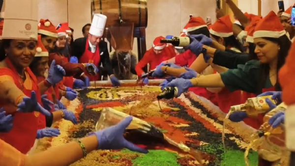 In Coimbatore, more than 50 modern women took part in a cake-mixing ceremony held at The Residency star hotel ahead of the Christmas festival.