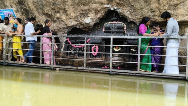 Thiruparakuntram