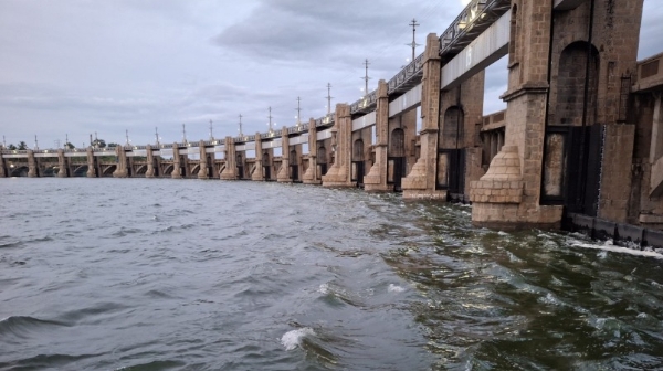 7வது முறையாக நிரம்பிய மேட்டூர் அணையில் உபரிநீர் வெளியேற்றம் அதிகரிப்பு