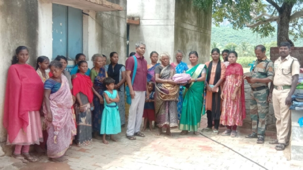 ஆசிரியை