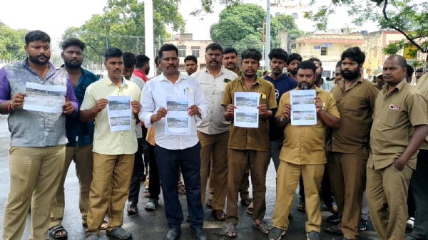 “Municipal officials forcing drivers to park vehicles inside cremation grounds: Action must be taken under the Prevention of Cruelty Act – Garbage truck drivers insist!”