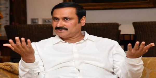 தென் மாவட்டங்களில் நடைபெறும் கனிமவளக் கொள்ளைகளின் காட்பாதராகத் திகழ்பவர் ஆளுங்கட்சியின் ஒரு பெரும்புள்ளி - அன்புமணி ராமதாஸ் குற்றச்சாட்டு