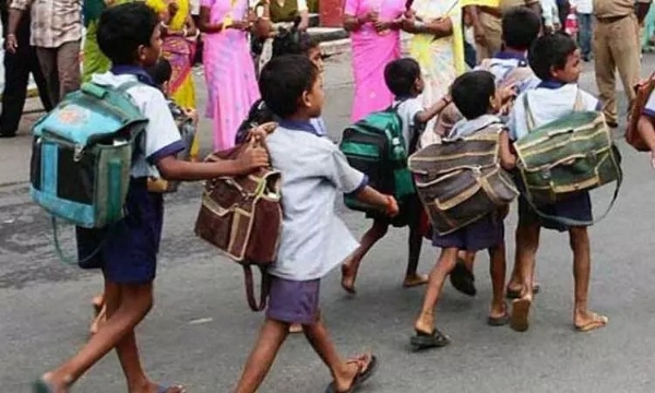 கனமழை முன்னெச்சரிக்கை நடவடிக்கையாக தர்மபுரியில் இன்று பள்ளிகள், அங்கன்வாடிகளுக்கு விடுமுறை - கலெக்டர் அறிவிப்பு