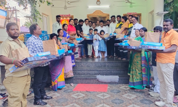 DMK administrators distributed new clothes to sanitation workers on the occasion of the Diwali festival.