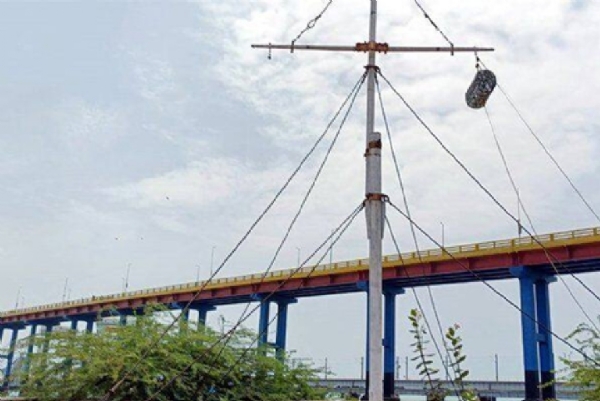 துறைமுகங்களில் 1ம் எண் புயல் எச்சரிக்கை கூண்டு ஏற்றம் - மீனவர்கள் கடலுக்கு செல்ல தடை