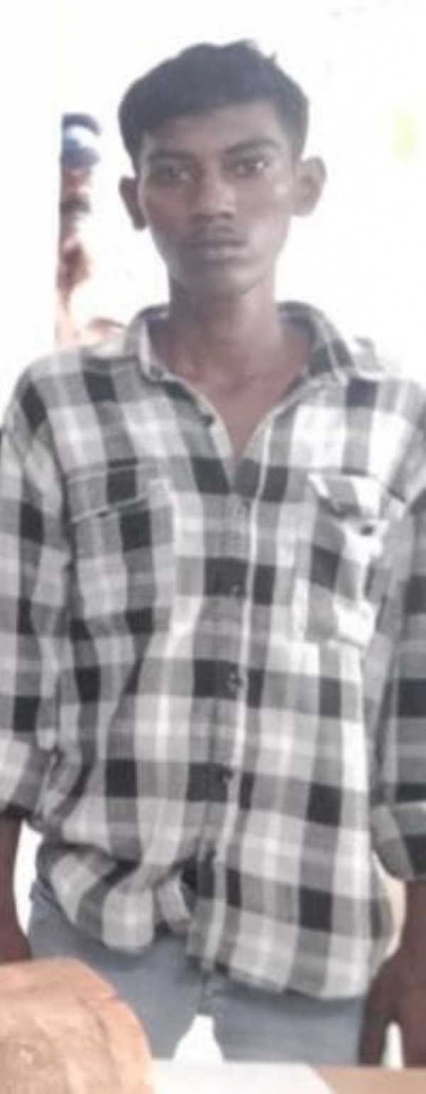 Plot to derail train in Coimbatore: Goondas Act invoked against three people who placed a wooden log on the railway track – action taken by the City Police Commissioner! Plot to derail train in Coimbatore: Goondas Act invoked against three people who placed a wooden log on the railway track – action taken by the City Police Commissioner!