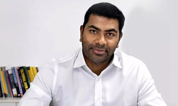 கலவரத்தை தூண்டியதாக ஆதவ் அர்ஜுனா மீதான வழக்கு விசாரணை நவம்பர்   5-ம் தேதிக்கு ஒத்தி வைப்பு - நீதிமன்றம் உத்தரவு கலவரத்தை தூண்டியதாக ஆதவ் அர்ஜுனா மீதான வழக்கு விசாரணை நவம்பர்   5-ம் தேதிக்கு ஒத்தி வைப்பு - நீதிமன்றம் உத்தரவு