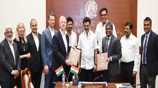 ரூ.3,250 கோடி முதலீட்டில் ஃபோர்டு கார் உற்பத்தி -  முதல்வர் ஸ்டாலின்  முன்னிலையில் ஒப்பந்தம் கையெழுத்து ரூ.3,250 கோடி முதலீட்டில் ஃபோர்டு கார் உற்பத்தி -  முதல்வர் ஸ்டாலின்  முன்னிலையில் ஒப்பந்தம் கையெழுத்து