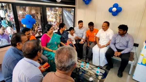 In Coimbatore, following Chennai, an association for IT professionals has been inaugurated. In Coimbatore, following Chennai, an association for IT professionals has been inaugurated.