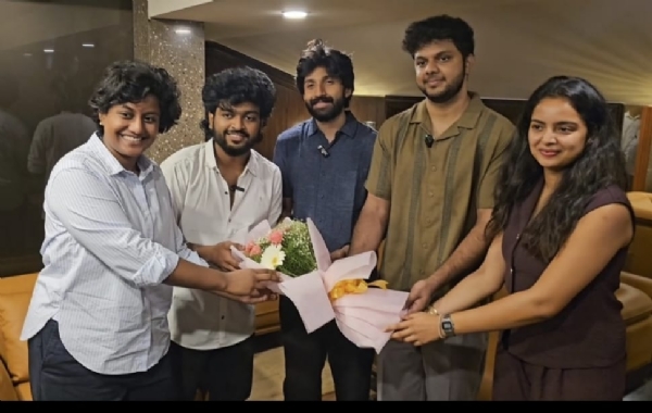 The team of the film Aaromale, directed by Sharan Thyagu, who previously worked as an assistant director with Gautham Vasudev Menon, gave an interview in Coimbatore. The team of the film Aaromale, directed by Sharan Thyagu, who previously worked as an assistant director with Gautham Vasudev Menon, gave an interview in Coimbatore.