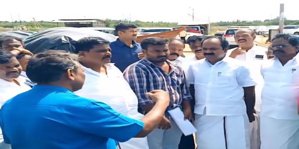 இலங்கை கடற்படையால் கைதான 14 மீனவர்களை மீட்டுத் தர மீனவ மக்கள் கோரிக்கை