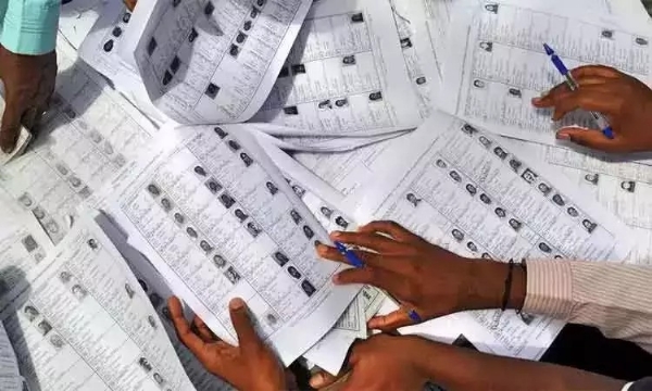 வாக்காளர்கள் வசதிக்காக இந்தியத் தேர்தல் ஆணையத்தின் கணக்கீட்டு படிவத்தை இணையதளம் மூலம் நிரப்ப புதிய வசதி