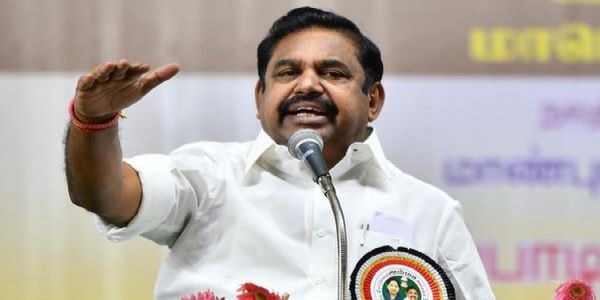 தமிழக மீனவர்கள் இலங்கை கடற்படையால் தொடர்ந்து கைது செய்யப்படுவதை தடுக்க மத்திய மாநில அரசுகள் போர்க்கால அடிப்படையில் நடவடிக்கை எடுக்க வேண்டும் - எடப்பாடி பழனிசாமி