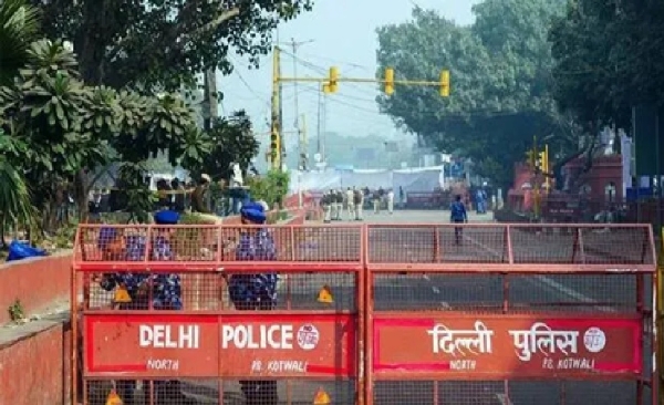 மஹிபால்பூரில் பயங்கர வெடிசத்தம் கேட்டதால் பரபரப்பு மஹிபால்பூரில் பயங்கர வெடிசத்தம் கேட்டதால் பரபரப்பு