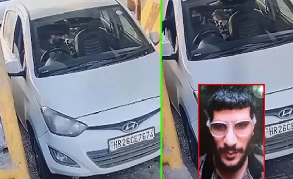 டெல்லி கார் குண்டு வெடிப்பு சம்பவம் - உமர் கட்டணம் செலுத்தும் சி.சி.டி.வி. பதிவு வெளியீடு டெல்லி கார் குண்டு வெடிப்பு சம்பவம் - உமர் கட்டணம் செலுத்தும் சி.சி.டி.வி. பதிவு வெளியீடு