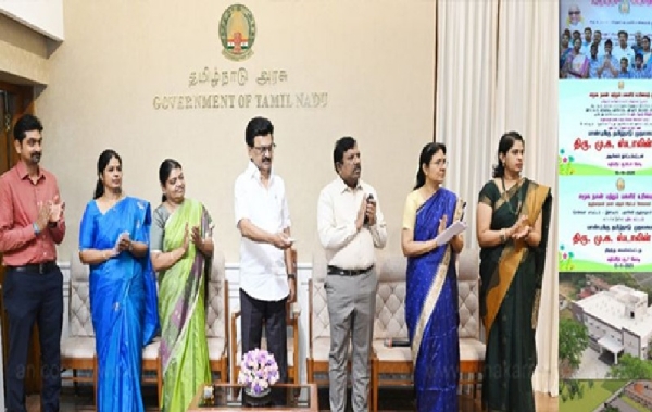 ரூ 62 கோடி மதிப்பில் அமையவுள்ள 12 புதிய தோழி விடுதிகள் அமைக்கும் பணிகளுக்கு முதல்வர் ஸ்டாலின் அடிக்கல் நாட்டினார் ரூ 62 கோடி மதிப்பில் அமையவுள்ள 12 புதிய தோழி விடுதிகள் அமைக்கும் பணிகளுக்கு முதல்வர் ஸ்டாலின் அடிக்கல் நாட்டினார்