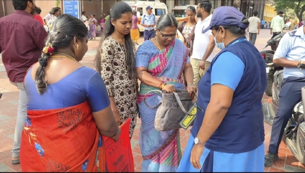 Security tightened at the government hospital: Metal detector screening made mandatory for the belongings of patients’ relatives, arranged by the hospital administration.