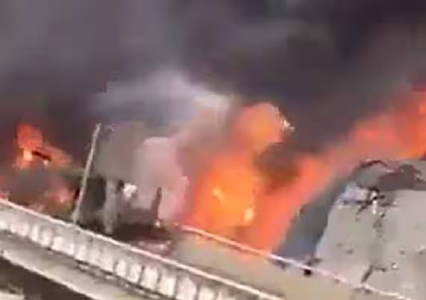 சவுதி அரேபியாவில் பேருந்து லாரி மீது மோதி ஏற்பட்ட விபத்தில் இந்தியர்கள் 42 பேர் உயிரிழப்பு சவுதி அரேபியாவில் பேருந்து லாரி மீது மோதி ஏற்பட்ட விபத்தில் இந்தியர்கள் 42 பேர் உயிரிழப்பு