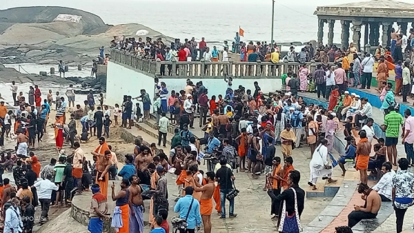 கன்னியாகுமரியில் ஐயப்ப பக்தர்கள் சீசன் இன்று தொடக்கம் - பாதுகாப்பு பணிகள் தீவரம் கன்னியாகுமரியில் ஐயப்ப பக்தர்கள் சீசன் இன்று தொடக்கம் - பாதுகாப்பு பணிகள் தீவரம்