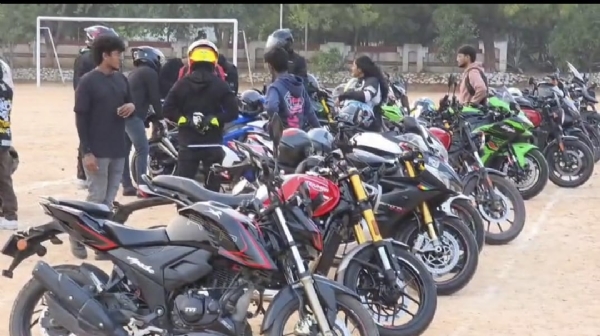 Deputy Transport Commissioner Ashok Kumar has ordered the seizure of two-wheelers that caused excessive noise while participating in the road safety rally. Deputy Transport Commissioner Ashok Kumar has ordered the seizure of two-wheelers that caused excessive noise while participating in the road safety rally.