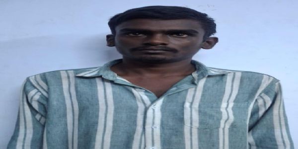 செல்போன் எண் தர மறுத்த சிறுமியை ஆசிட் ஊற்றி விடுவேன் என மிரட்டிய வாலிபர் கைது