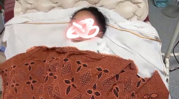 The death of a 9th standard (class) girl student despite treatment.