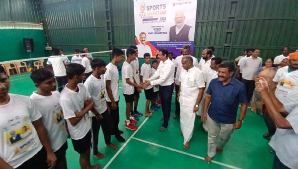 As a continuation of the Khelo India and Fit India movements, the Central Government is conducting the Sansad Khel Mahotsav sports competitions across the country.