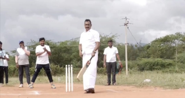 In Coimbatore, former minister and AIADMK headquarters secretary S. P. Velumani inaugurated a grand cricket tournament and energized the event by playing cricket with the players. In Coimbatore, former minister and AIADMK headquarters secretary S. P. Velumani inaugurated a grand cricket tournament and energized the event by playing cricket with the players.