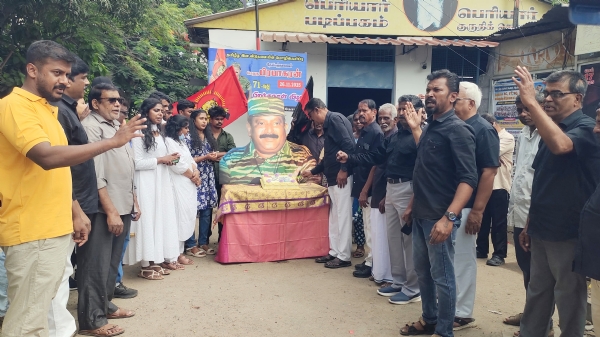 The members of the Thanthai Periyar Dravidar Kazhagam celebrated the 71st birthday of Leader Prabhakaran by cutting a cake and bursting crackers.