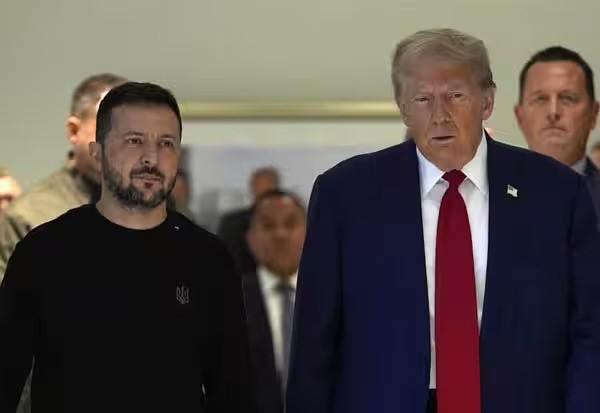 அமெரிக்காவின் அமைதி திட்டத்தில் மாற்றியமைக்கப்பட்ட அம்சங்கள் - உக்ரைன் அதிபர் ஜெலன்ஸ்கி வரவேற்பு அமெரிக்காவின் அமைதி திட்டத்தில் மாற்றியமைக்கப்பட்ட அம்சங்கள் - உக்ரைன் அதிபர் ஜெலன்ஸ்கி வரவேற்பு