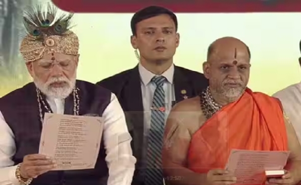 உடுப்பி கிருஷ்ணர் மடத்திற்கு பிரதமர் மோடி வருகை உடுப்பி கிருஷ்ணர் மடத்திற்கு பிரதமர் மோடி வருகை