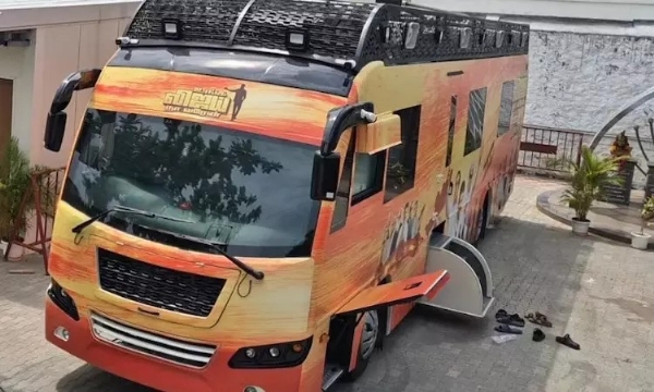 தவெக தலைவர் விஜய் பிரசார வாகனத்தில் உள்ள கண்காணிப்பு கேமராவை ஆய்வு செய்ய சிபிஐ அதிகாரிகள் திட்டம்