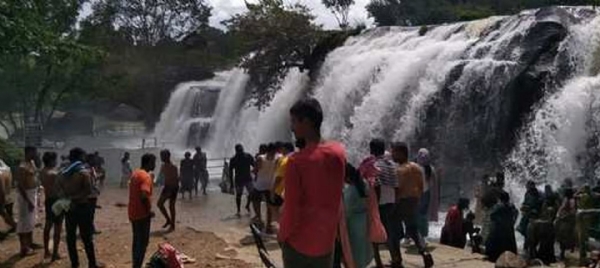Thirparappu Falls Thirparappu Falls