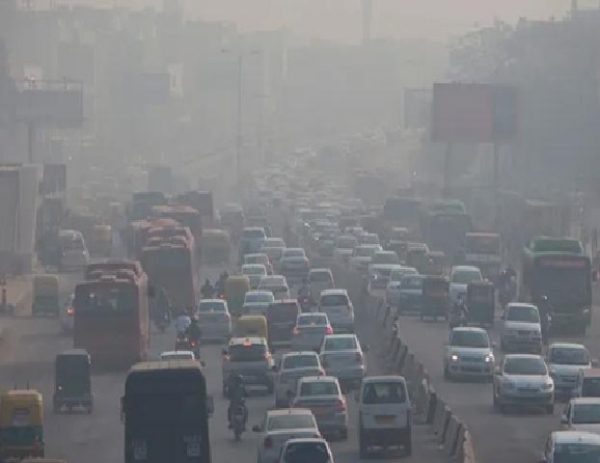 டெல்லியில் காற்று சற்று அதிகம் வீசியதால் மாசுபாடு சற்று குறைவு டெல்லியில் காற்று சற்று அதிகம் வீசியதால் மாசுபாடு சற்று குறைவு