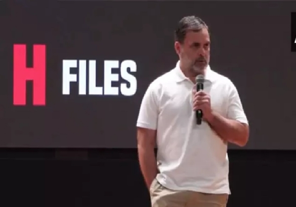 ஹரியானாவில் 25 லட்சம் ஓட்டுக்கள் திருடப்பட்டு இருக்கிறது - காங்கிரஸ் எம்.பி ராகுல் காந்தி குற்றச்சாட்டு ஹரியானாவில் 25 லட்சம் ஓட்டுக்கள் திருடப்பட்டு இருக்கிறது - காங்கிரஸ் எம்.பி ராகுல் காந்தி குற்றச்சாட்டு