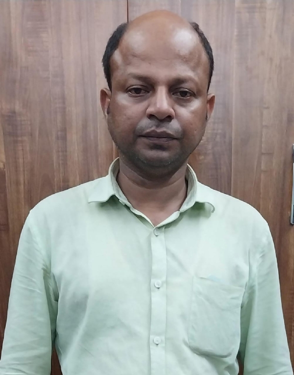 Online fraud of Rs 10 lakh from a woman: Three people, including a married couple, arrested! Online fraud of Rs 10 lakh from a woman: Three people, including a married couple, arrested!