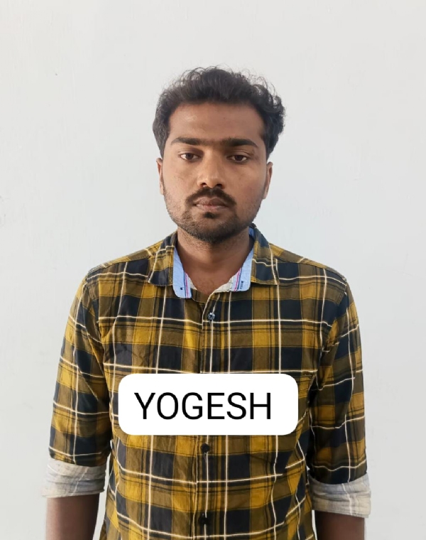 In Coimbatore, seven employees of an online sales company were caught for stealing laptops worth 11.5 lakh rupees. In Coimbatore, seven employees of an online sales company were caught for stealing laptops worth 11.5 lakh rupees.