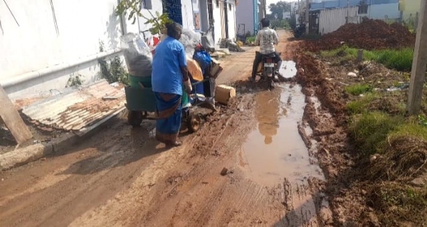 மழைநீர் தேக்கம்