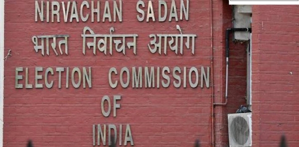 வாக்காளர் பட்டியலில் பெயர் விடுபட்டவர்கள் 16-ம் தேதி முதல் விண்ணப்பிக்கலாம் - தேர்தல் ஆணையம் அறிவிப்பு வாக்காளர் பட்டியலில் பெயர் விடுபட்டவர்கள் 16-ம் தேதி முதல் விண்ணப்பிக்கலாம் - தேர்தல் ஆணையம் அறிவிப்பு