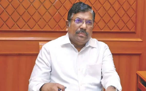 வேலைநிறுத்தப் போராட்டம் எதிரொலி - இன்று விடுமுறை எடுத்தால் அரசு ஊழியர்களுக்கு ஊதியம் பிடித்தம் செய்யப்படும் என தலைமைச் செயலர் எச்சரிக்கை வேலைநிறுத்தப் போராட்டம் எதிரொலி - இன்று விடுமுறை எடுத்தால் அரசு ஊழியர்களுக்கு ஊதியம் பிடித்தம் செய்யப்படும் என தலைமைச் செயலர் எச்சரிக்கை