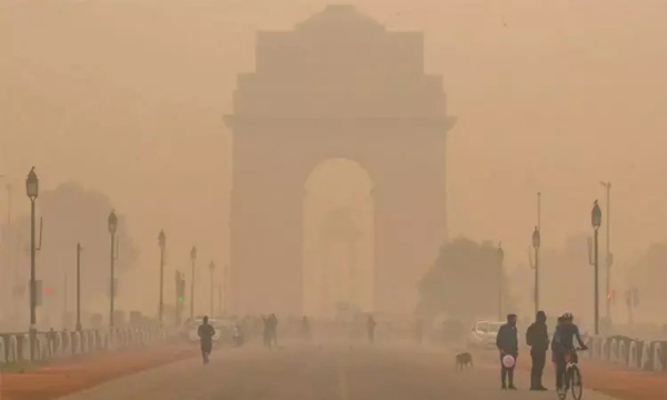 புதுடெல்லியில் காற்று மாசு அதிகரிப்பு - காற்றுத்தர மேலாண்மை ஆணையம் 4-ம் தரநிலை கட்டுப்பாடுகள் விதிப்பு புதுடெல்லியில் காற்று மாசு அதிகரிப்பு - காற்றுத்தர மேலாண்மை ஆணையம் 4-ம் தரநிலை கட்டுப்பாடுகள் விதிப்பு