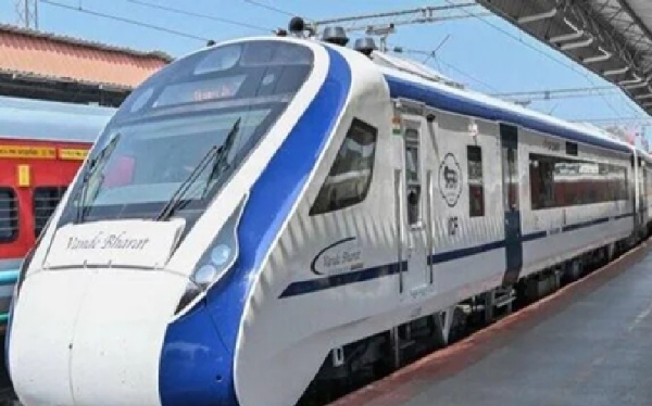 சென்னை - நரசப்பூர் வந்தே பாரத் ரயில் சேவை இன்று முதல் தொடக்கம் சென்னை - நரசப்பூர் வந்தே பாரத் ரயில் சேவை இன்று முதல் தொடக்கம்