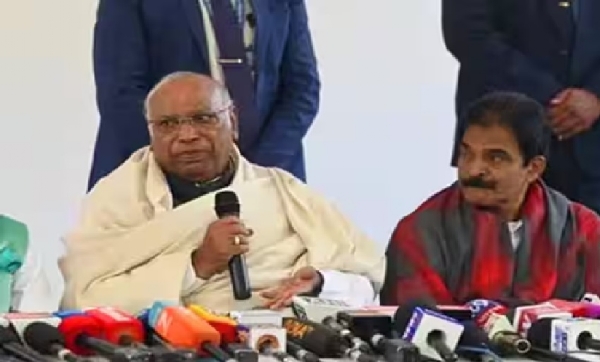 நேஷனல் ஹெரால்டு வழக்கின் நோக்கம் காந்தி குடும்பத்தை துன்புறுத்துவது - மல்லிகார்ஜூன