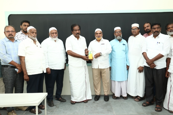 அமைச்சர்