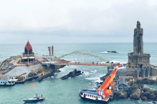 கன்னியாகுமரியில் விவேகானந்தர் மண்டபத்துக்கு படகு சேவை ரத்து