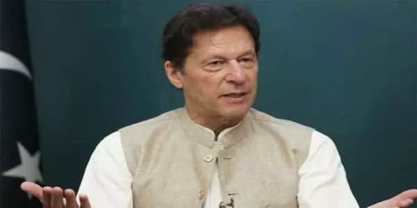 நாடு தழுவிய போராட்டங்களுக்குத் தயாராகும்படி இம்ரான்கான் தனது கட்சியினர் மற்றும் ஆதரவாளர்களுக்கு அழைப்பு